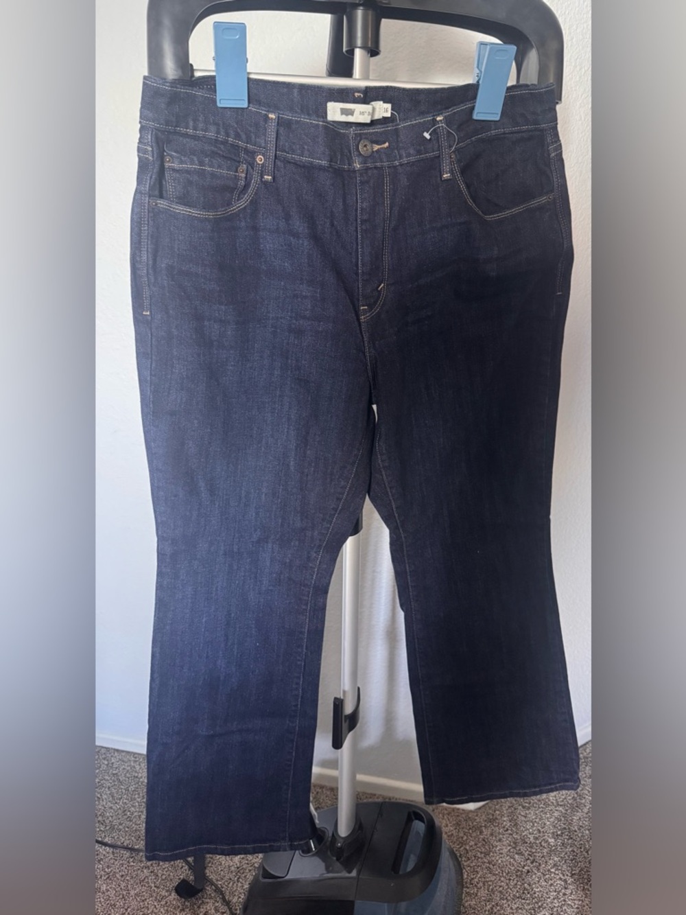28.5 Inseam Levi's Straight Leg Jeans in Dark Indigo